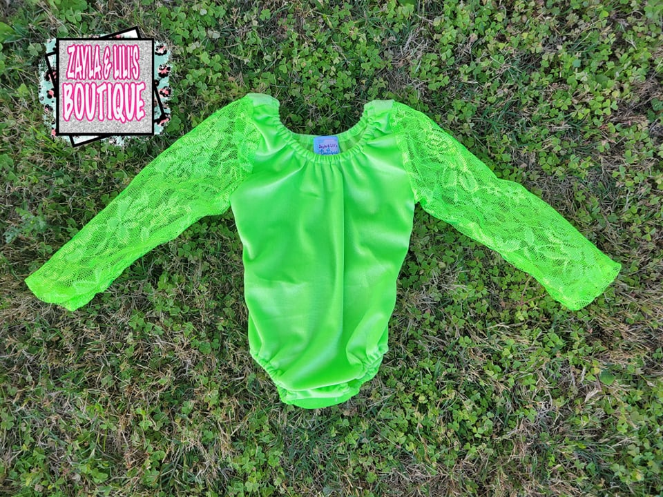 **** GREEN VELVET LACE LEO ****