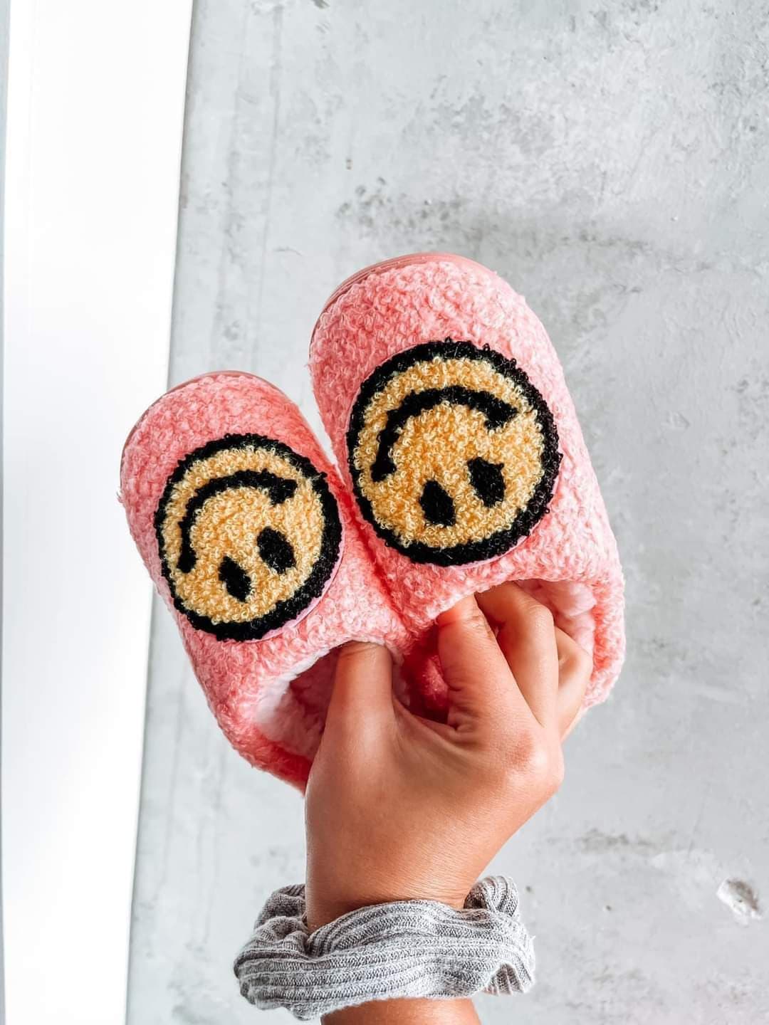 SMILEY SLIPPERS